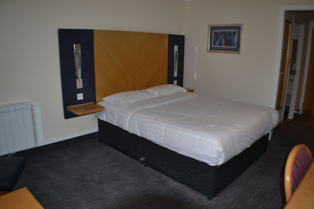 Guestroom View
