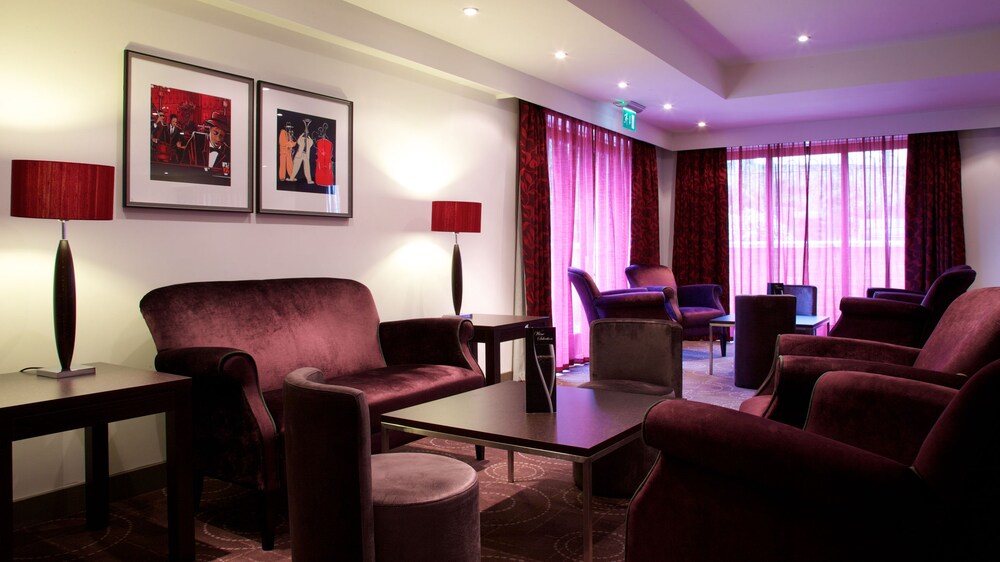 Hotel Bar