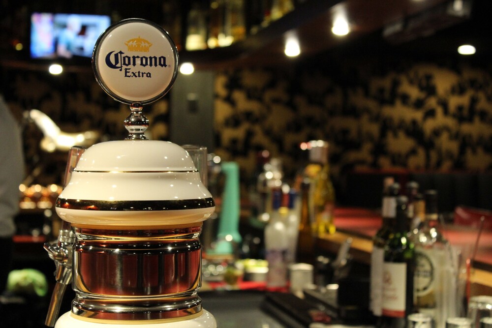 Hotel Bar