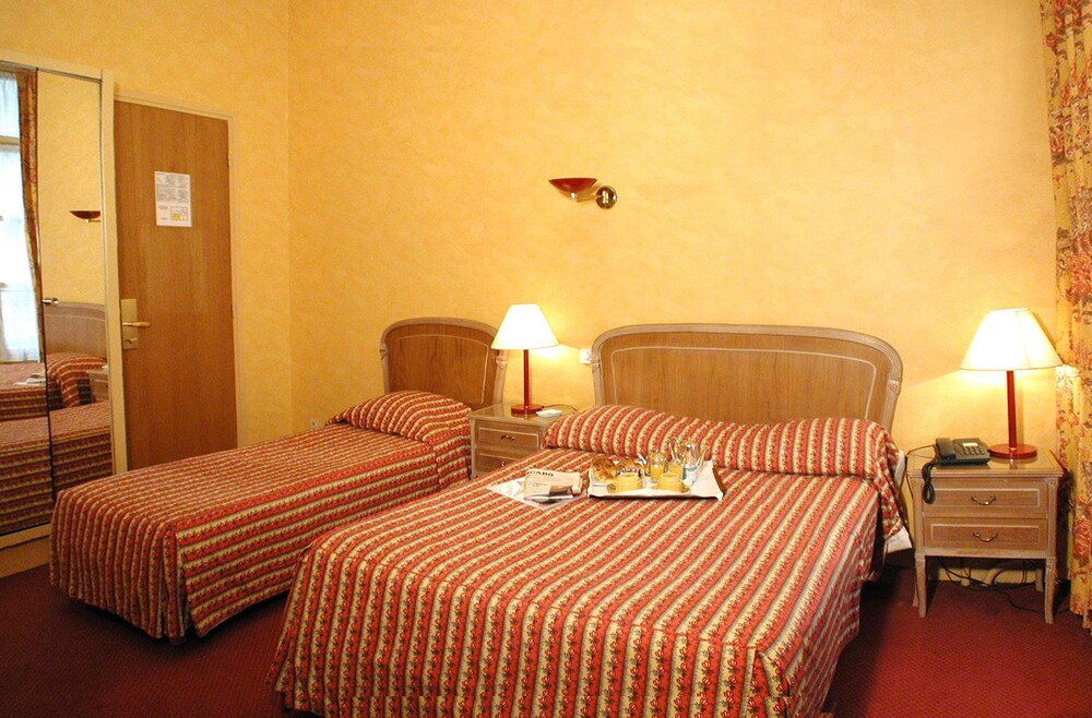 Guestroom