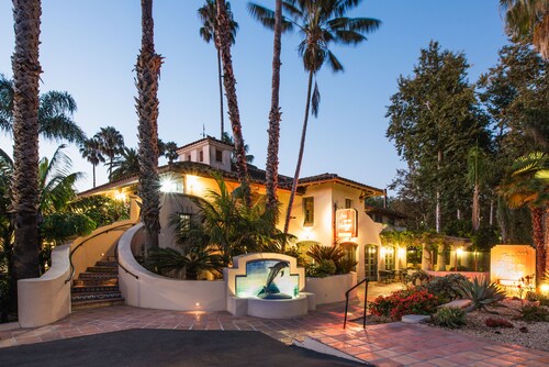 Inn By The Harbor