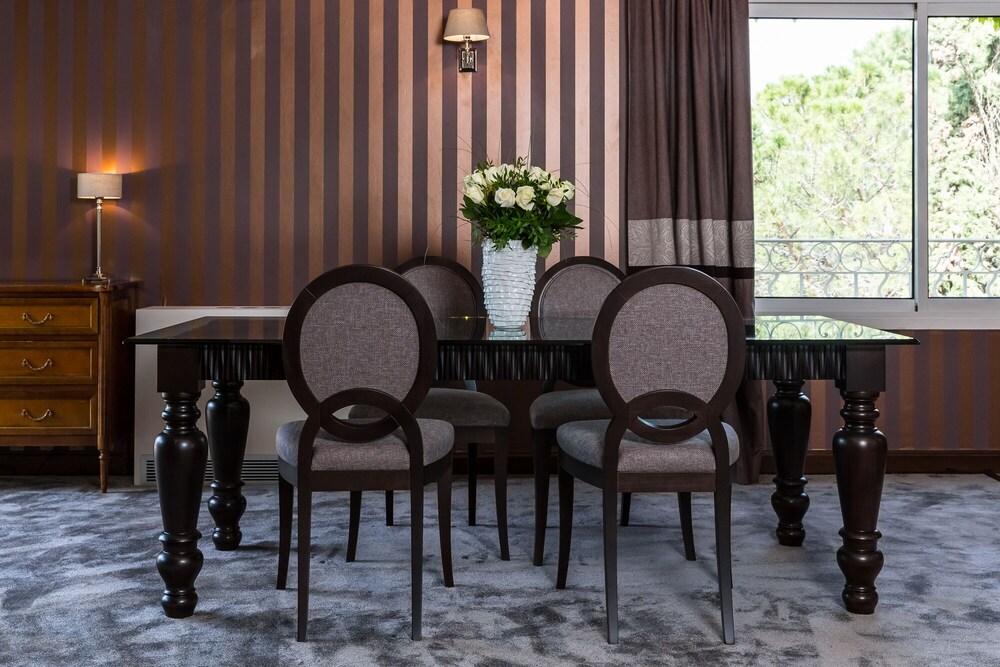 Restauration dans la chambre