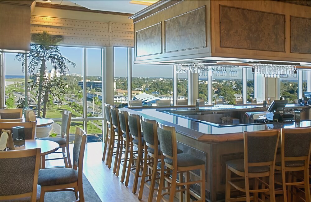 Hotel Bar