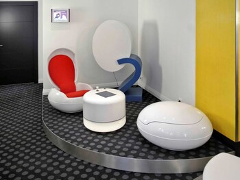 Hotel Bar