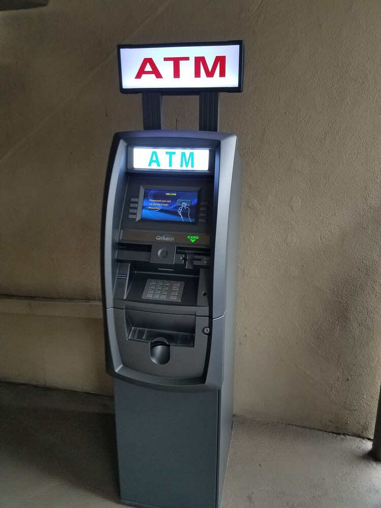 ATM/Banking On site