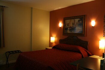 Guestroom