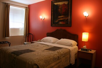 Guestroom