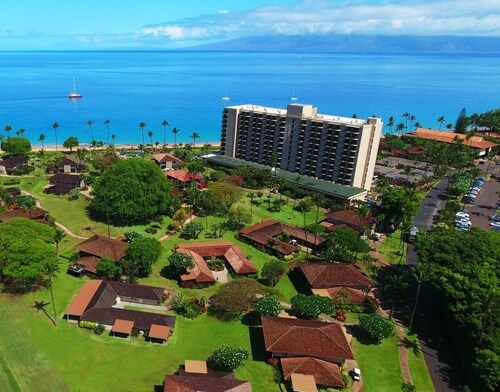 Royal Lahaina Resort