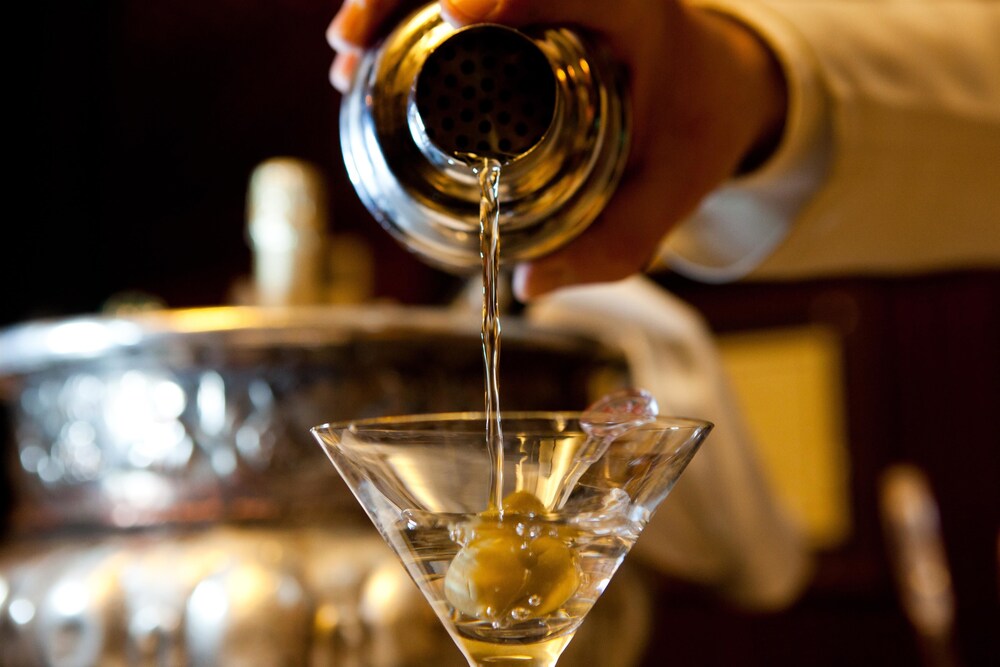 Hotel Bar