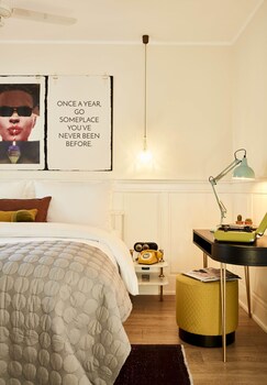 Guestroom