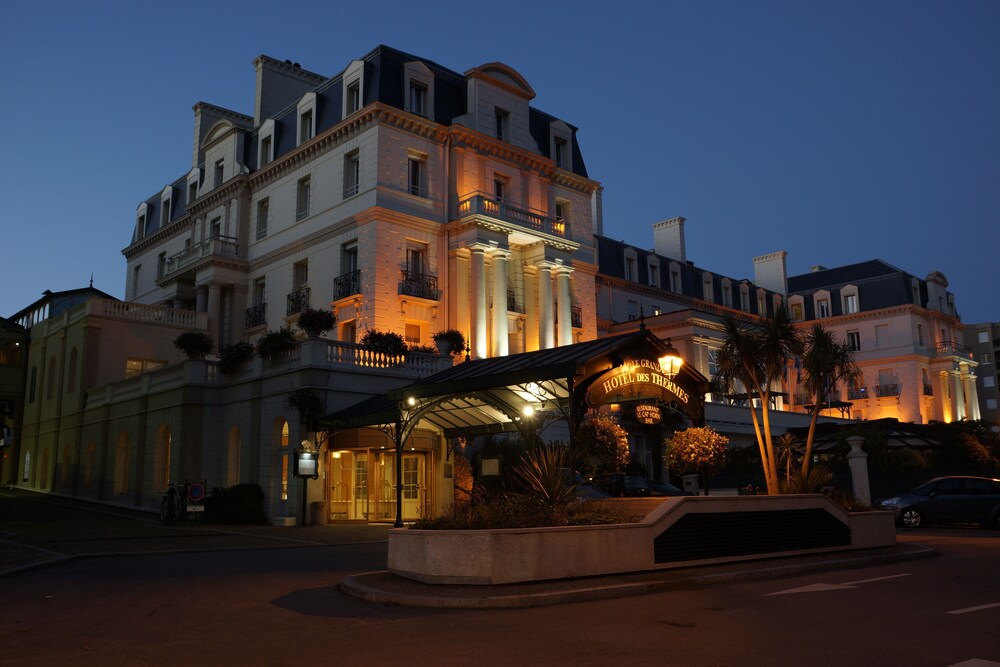 Hotel Front - Evening/Night