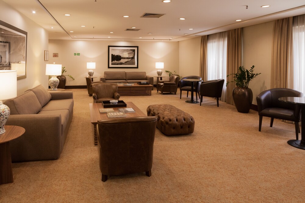 Executive Lounge