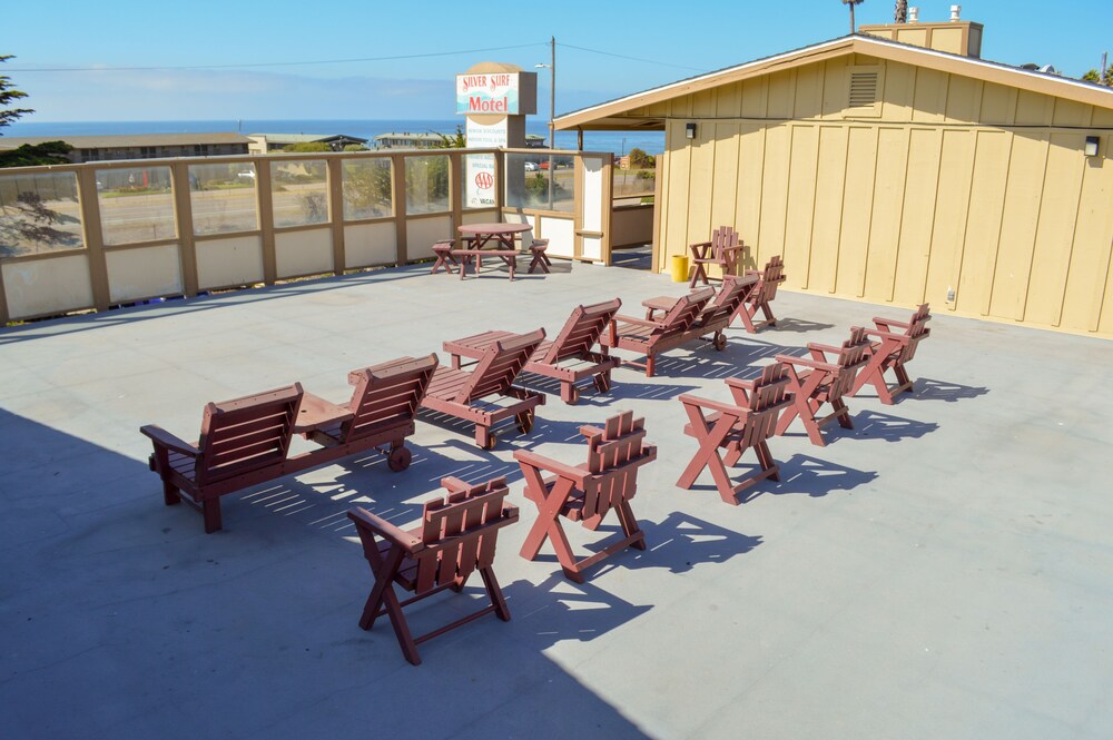 Sundeck