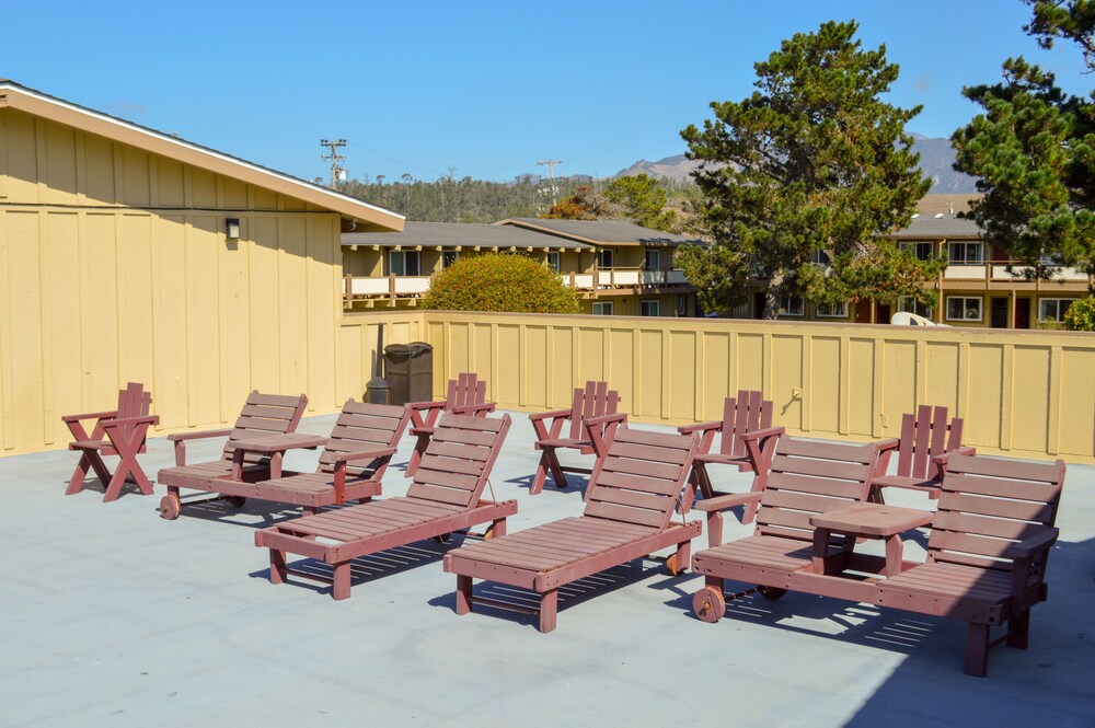 Sundeck