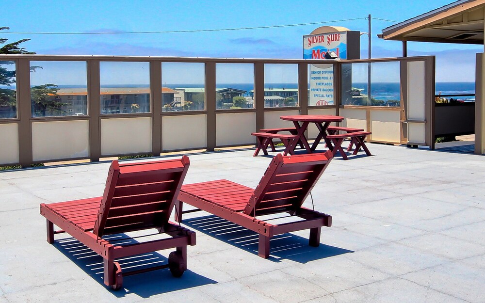 Sundeck