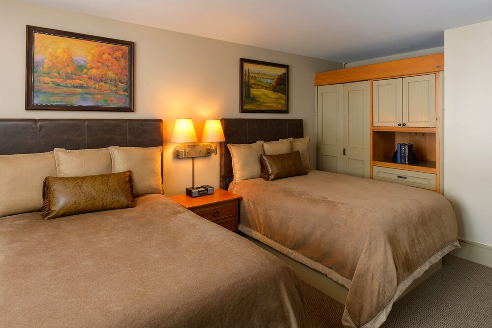 Villa, 2 Double Beds (Lodge Village) - Guestroom