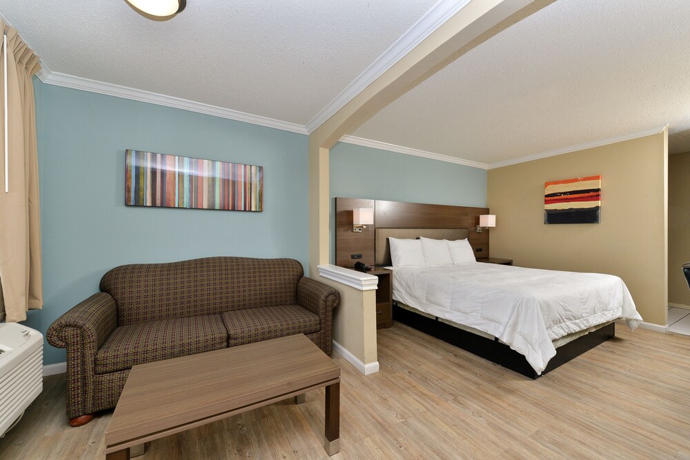 Guestroom View
