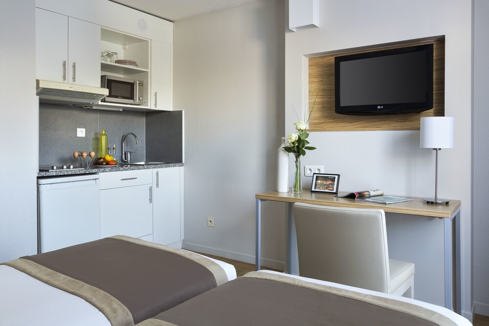 Studio - Guestroom