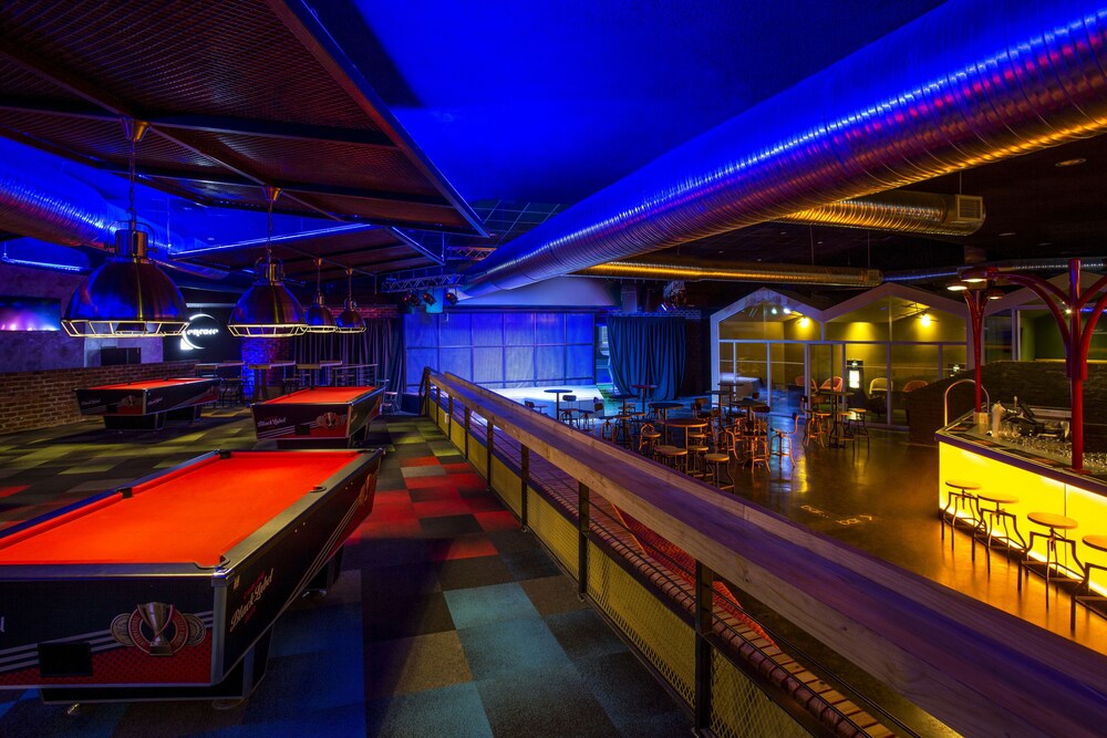 Sports Bar