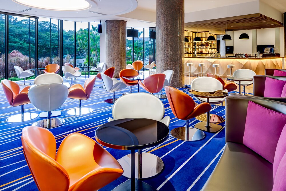 Hotel Bar