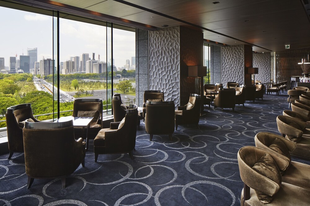 Hotel Lounge