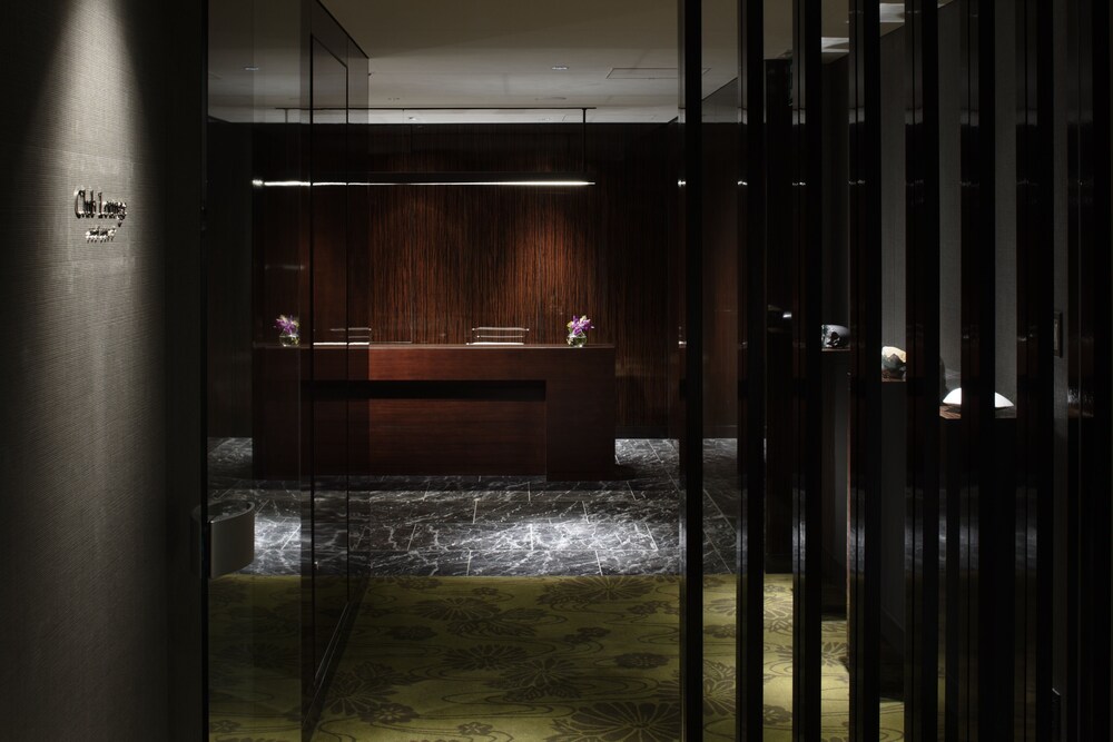 Executive Lounge