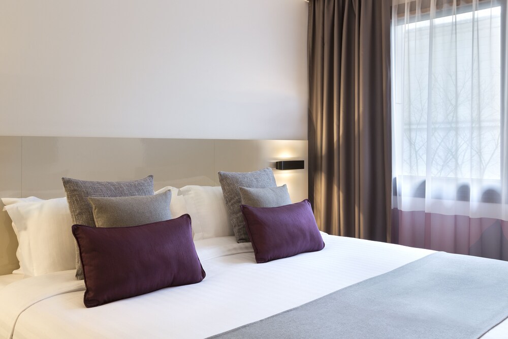 Deluxe Studio - Guestroom