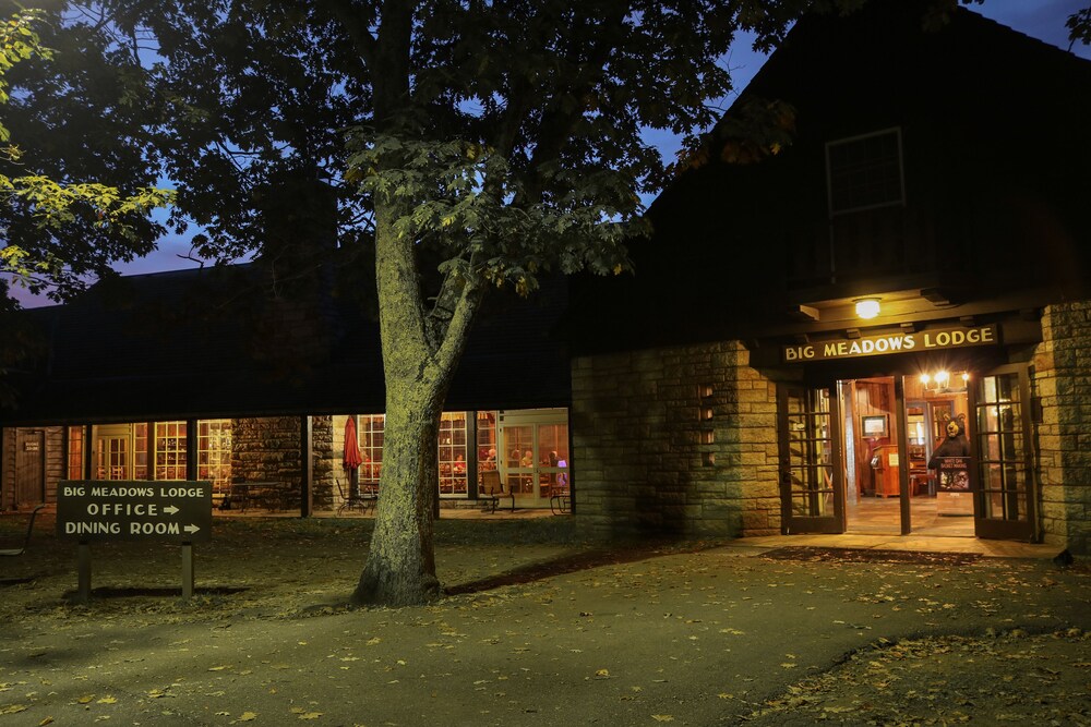 Hotel Front - Evening/Night