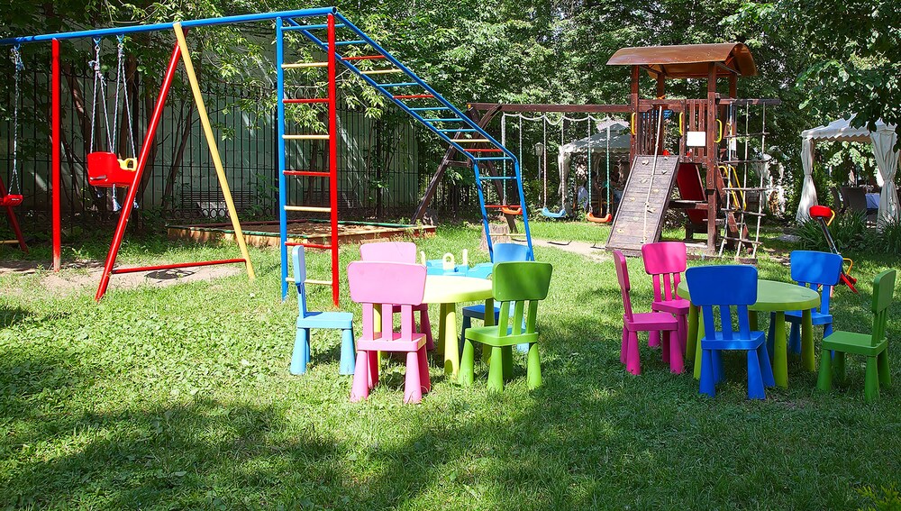 Childrens Play Area - Outdoor