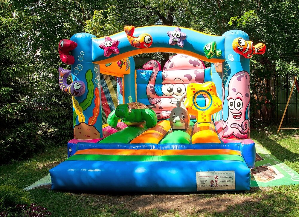 Childrens Play Area - Outdoor