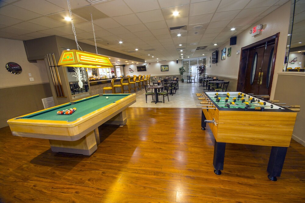 Hotel Bar