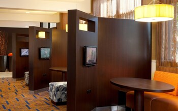 Executive Lounge