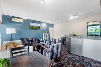 Hotel Lounge