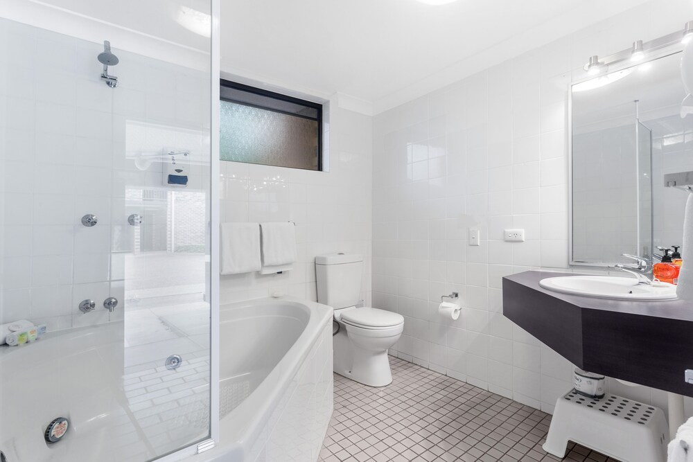 Jetted Tub