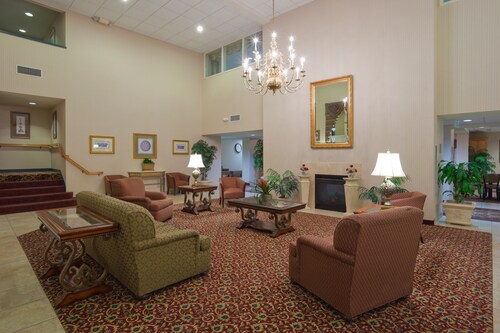 Holiday Inn Express Hotel & Suites Tracy, an IHG Hotel