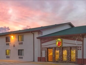 Hotel Front - Evening/Night