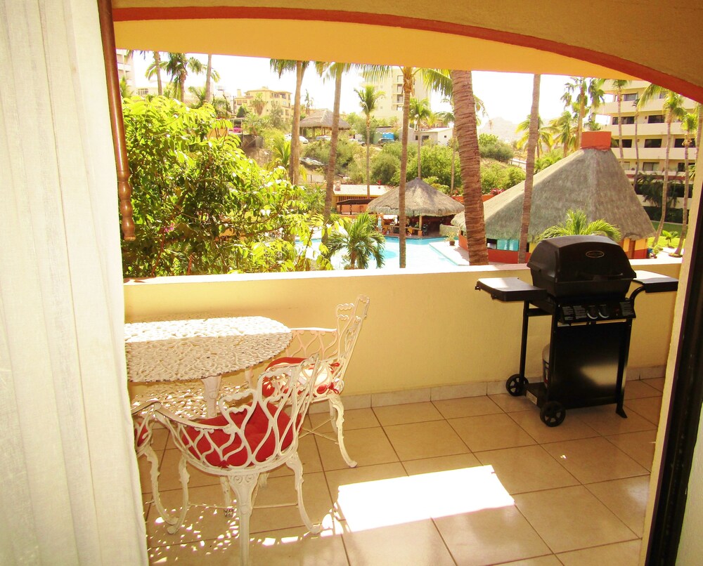 Standard Suite, 2 Bedrooms - Balcony