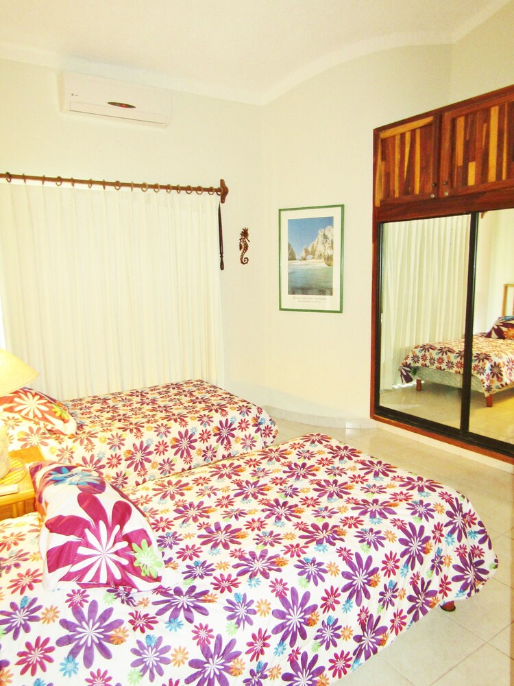 Standard Suite, 2 Bedrooms - Guestroom