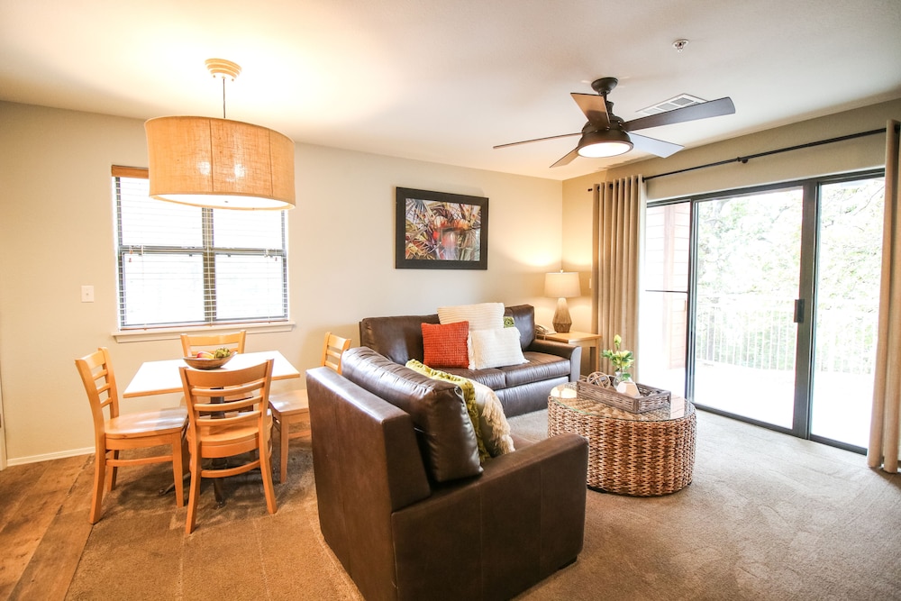 Condo, 1 Bedroom, Kitchen, Lakeside - Guestroom