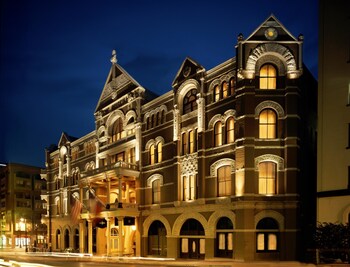 Hotel Front - Evening/Night