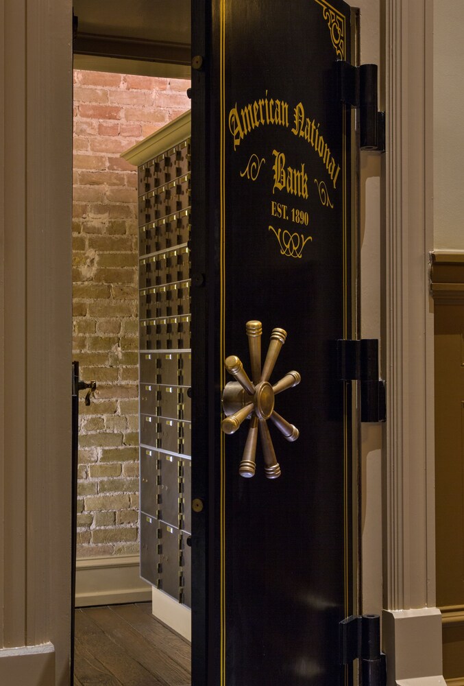 ATM/Banking On site