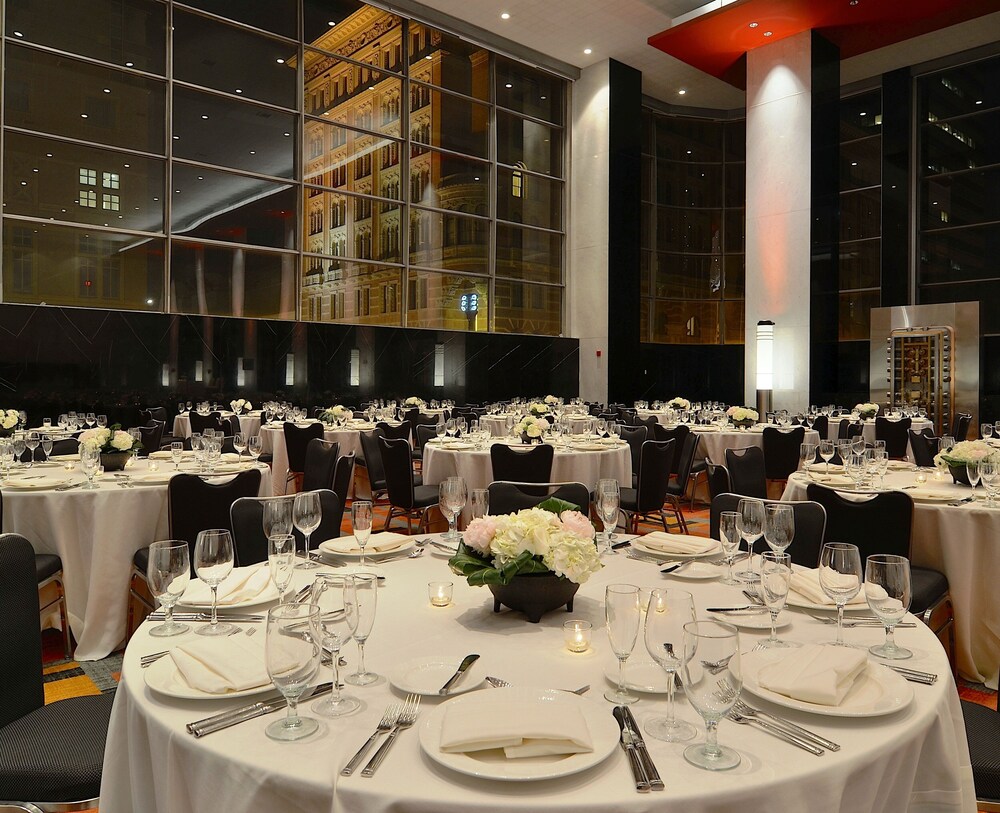 Banquet hall, Loews Philadelphia Hotel