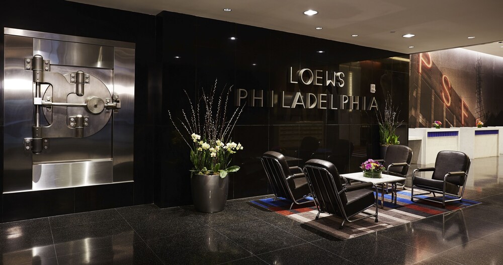 Lobby, Loews Philadelphia Hotel