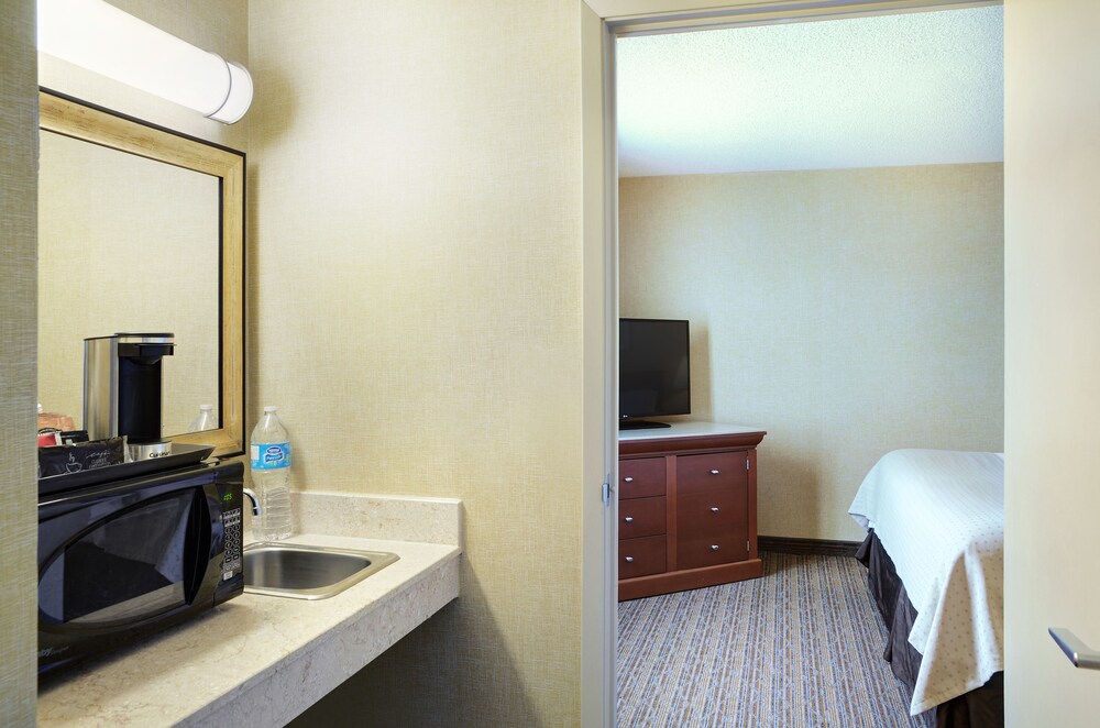 In-Room Kitchenette