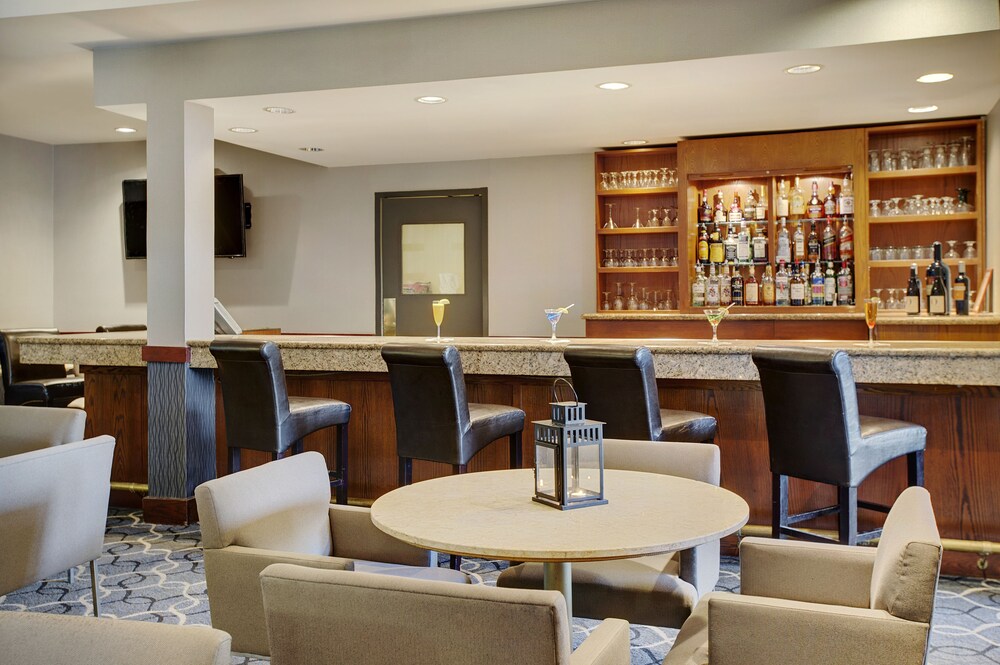 Hotel Lounge