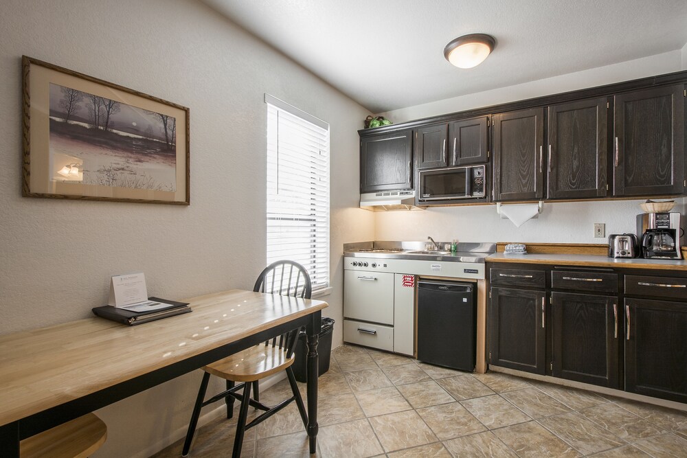 In-Room Kitchenette