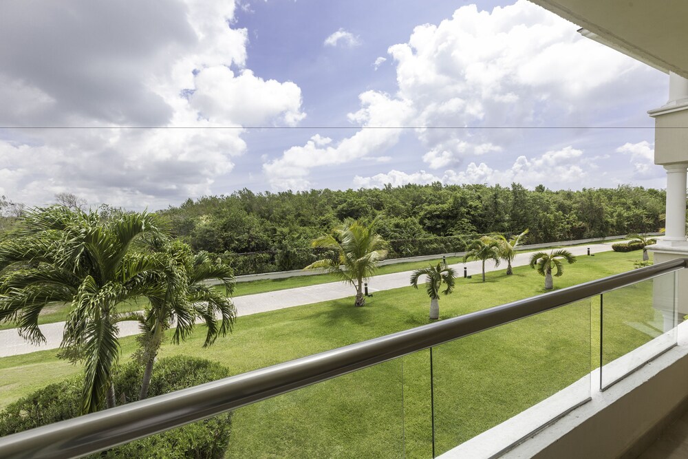 Guestroom View
