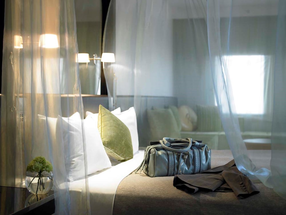 Guestroom
