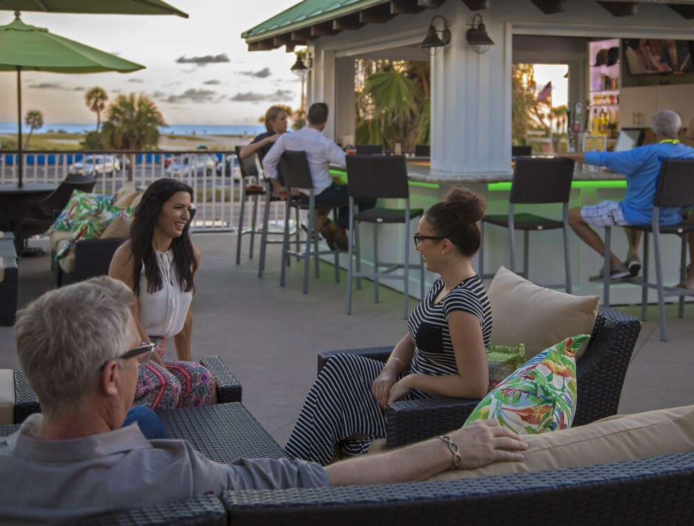 Hotel Bar