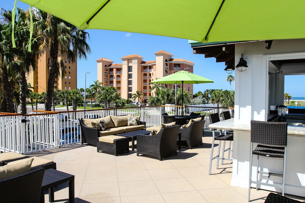 Hotel Bar